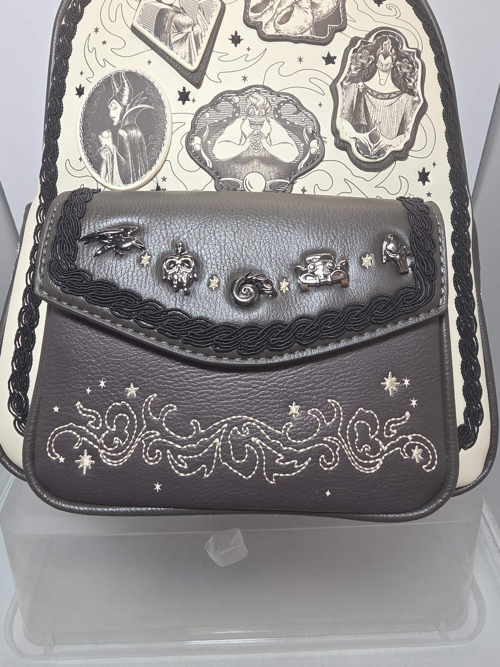 Loungefly Disney Villains Full Cast Mini Backpack NWT - Picture 4 of 10